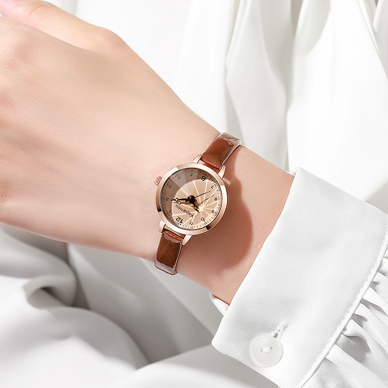 Kadın Saati, Niş Lise Öğrencis - Luxury Watch Values incelemesi ve fiyatı